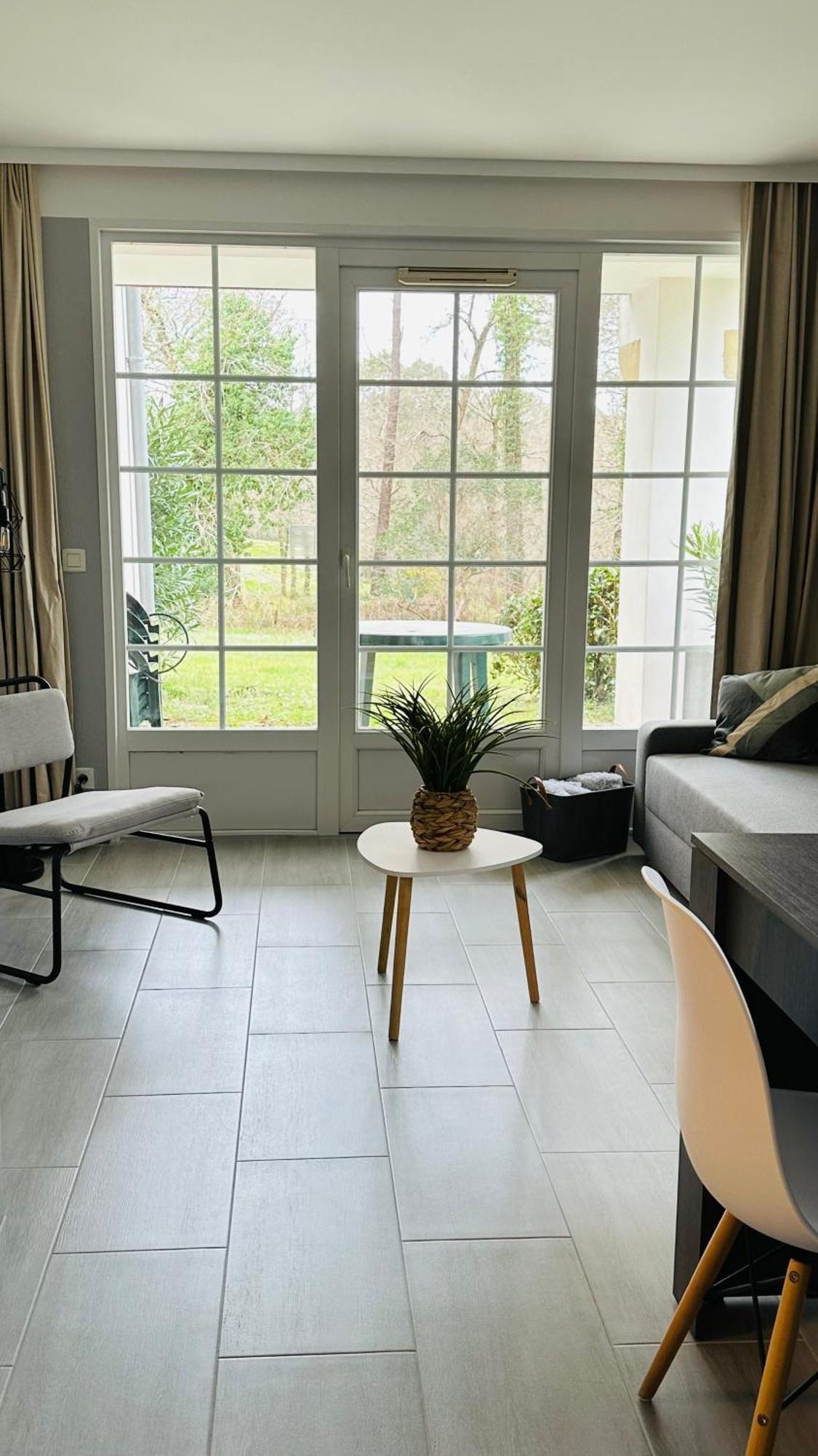 Appartement En Residence Pierre Et Vacance Au Golf Biscarrosse Buitenkant foto